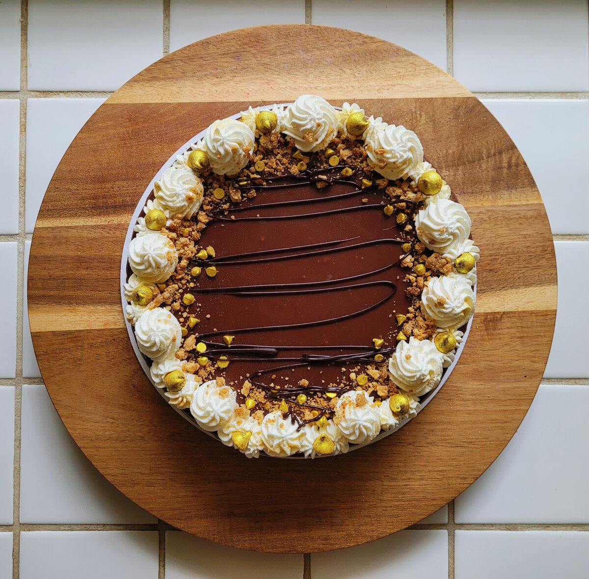 Vanilla Chocolate Chip & Ganache